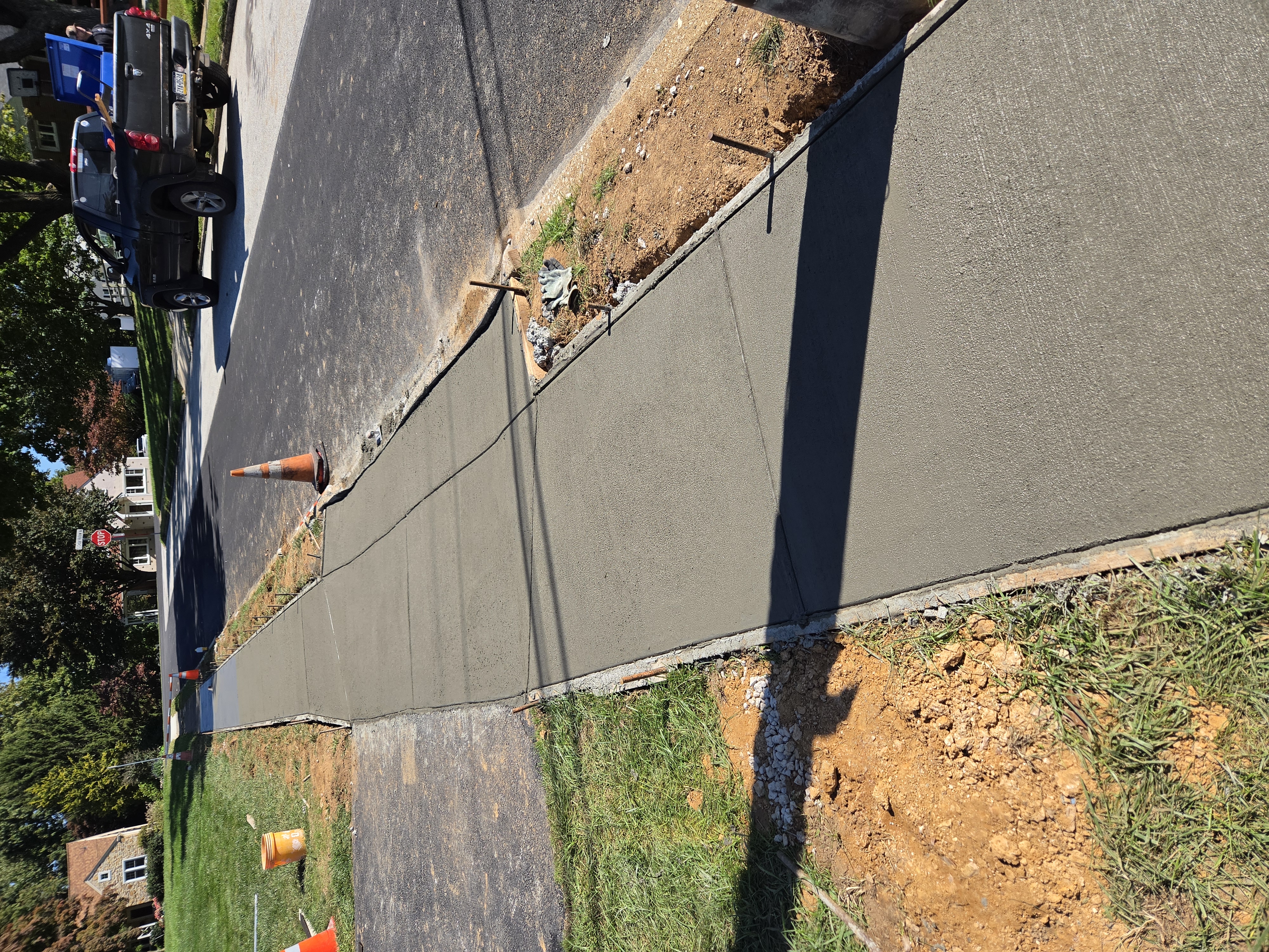 Finished concrete sidewalk replacement in Paoli Pennsylvania